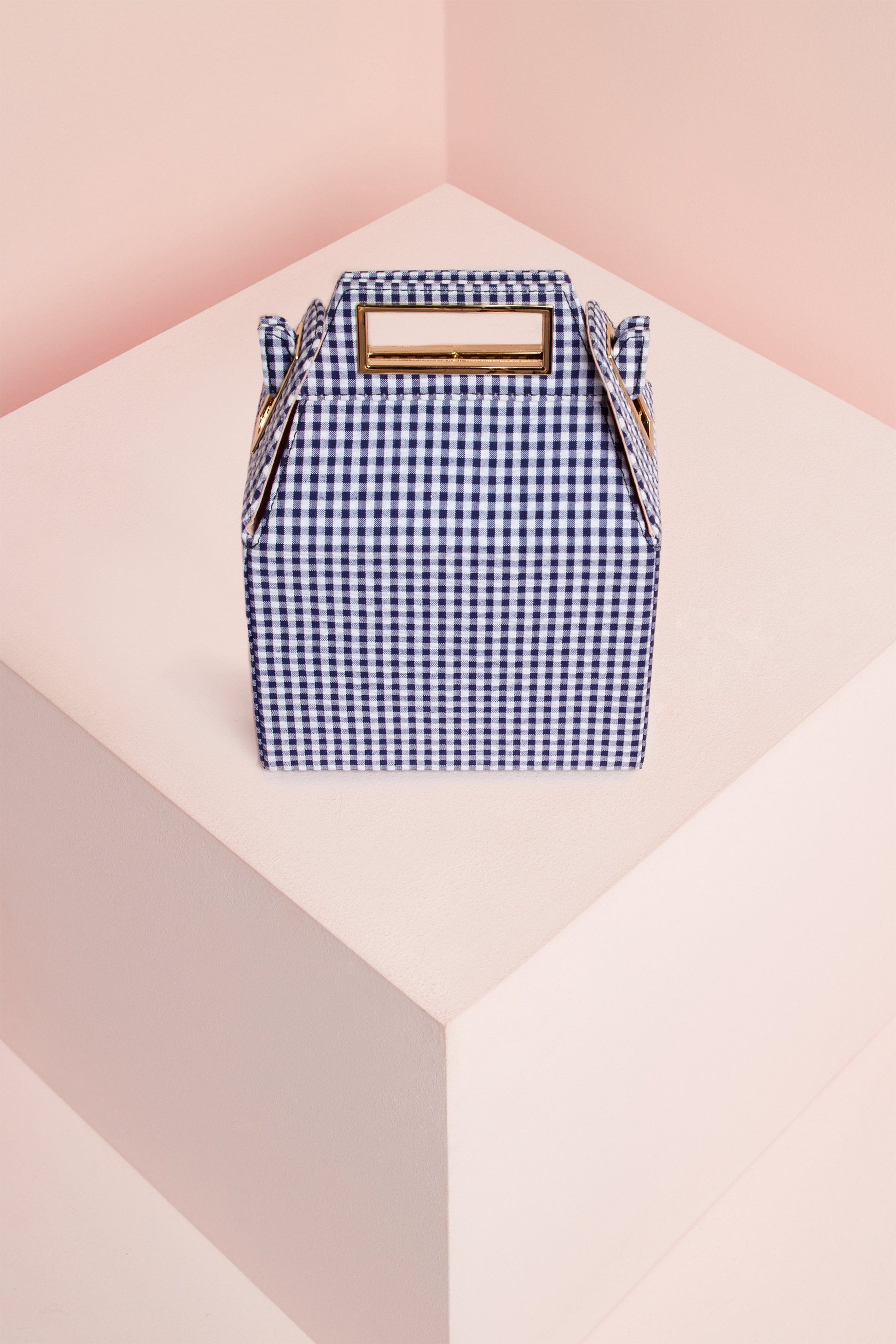 oxford-gingham no-zoom